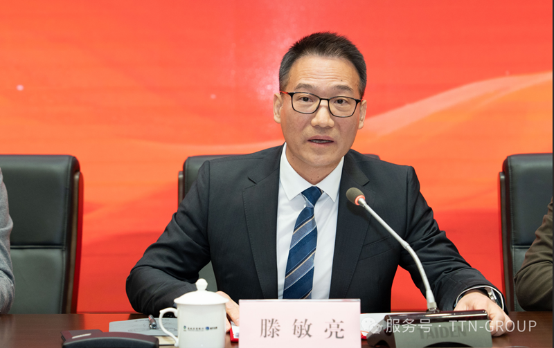 鹿城区高层次人才联谊会成功换届 董事长滕敏亮连任会长